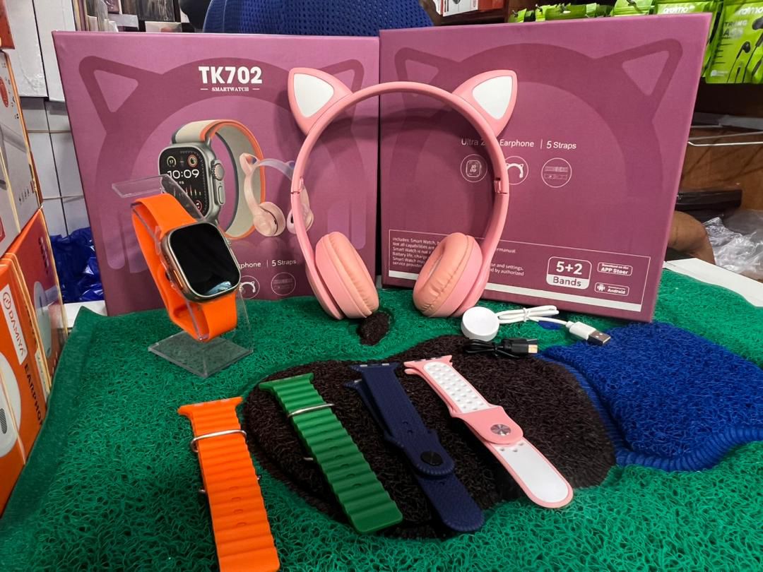 Montre connectée TK702